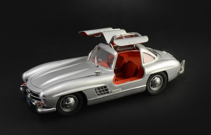 Image du produit 1:16 Mercedes-Benz 300 SL Gullwing