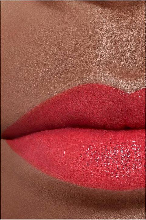 Actual product image Chanel Rouge Allure (152 Insaisissable)