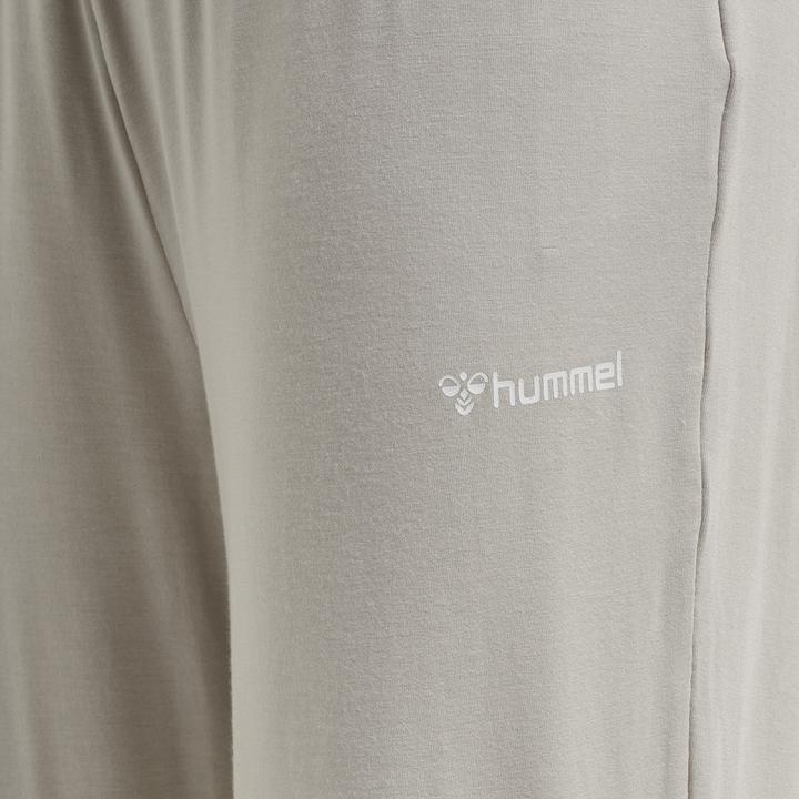 Actual product image hummel Mt Fiona Loose Pants (XS)