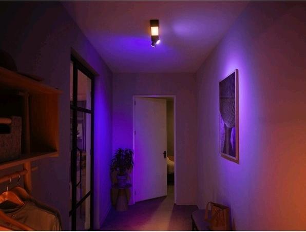 Actual product image Philips Hue Fugato Base BT (700 lm, GU10)