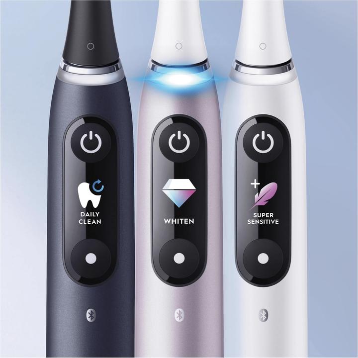 Actual product image Oral-B iO-Series 9N (Oscillating toothbrush)