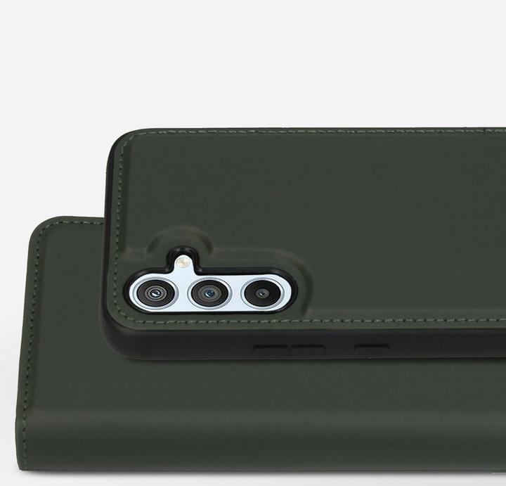 Actual product image Accezz Premium Leather 2 in 1 Wallet Bookcase Samsung Galaxy A54 (5G) - Groen (Samsung Galaxy A54 5G)