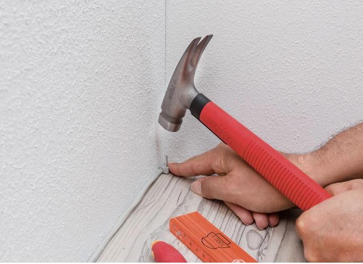 Actual product image Wiha Electrician Hammer (300 g)