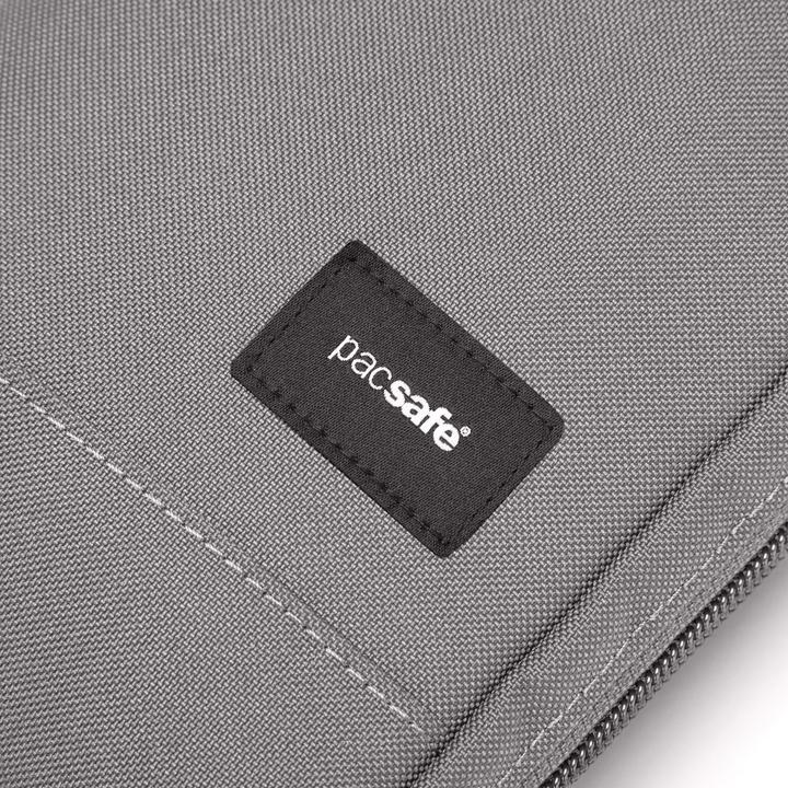 Produktbild Pacsafe RFIDsafe Tech Umhängetasche RFID Schutz 12.5 cm