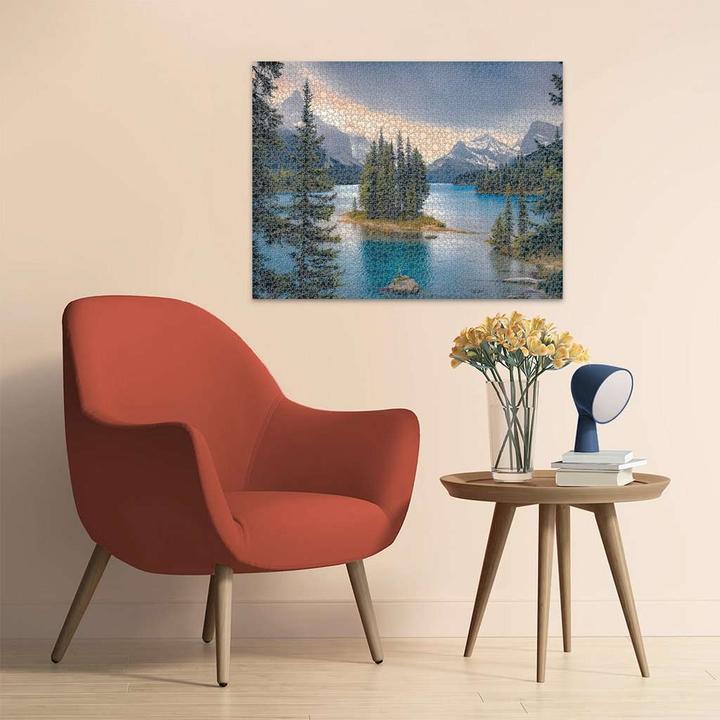 Actual product image Ravensburger Spirit Island Canada (2000 pieces)
