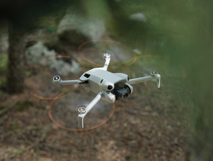 Productafbeelding DJI Mini 4 Pro Vlieg Meer Combo (34 min, 249 g, 48 Mpx)