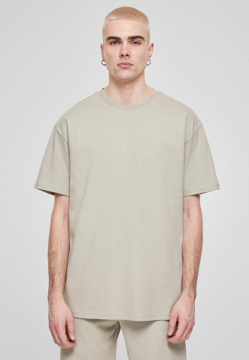 Actual product image Urban Classics Heavy Oversized Tee (M)