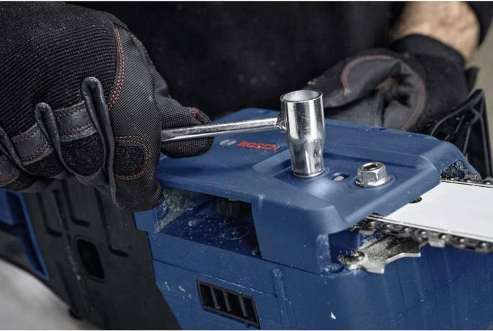 Actual product image Bosch Hausgeräte GKE 18V-40 (Battery chain saw)