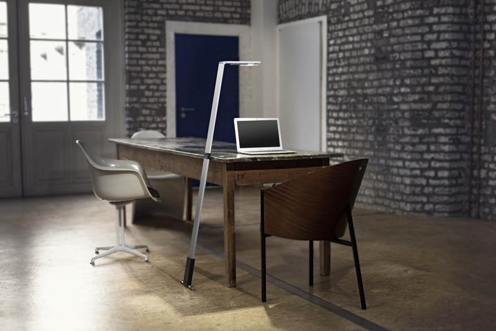 Actual product image Luctra Flex mobile LED floor lamp