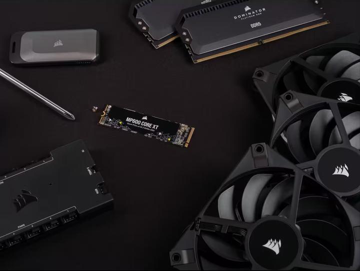Produktbild Corsair MP600 CORE XT (1000 GB, M.2 2280)