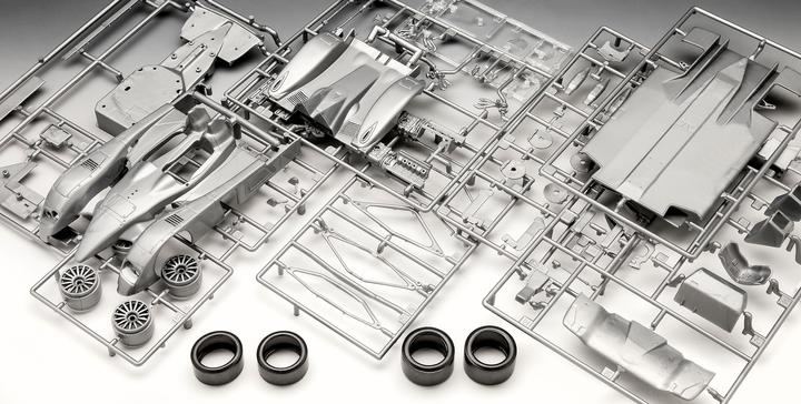Produktbild Revell Gift Set Audi R10 TDI Le Mans + 3D Puzzle Diorama