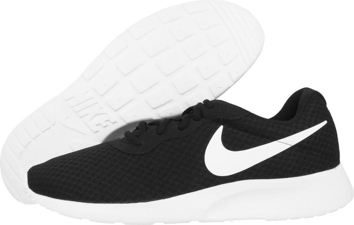 Actual product image Nike Tanjun (40)