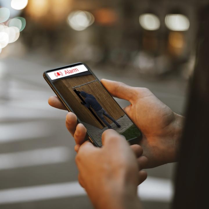 Actual product image Hama Outdoor camera (1920 x 1080 Pixels)