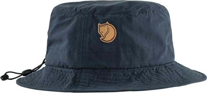 Marine foncée