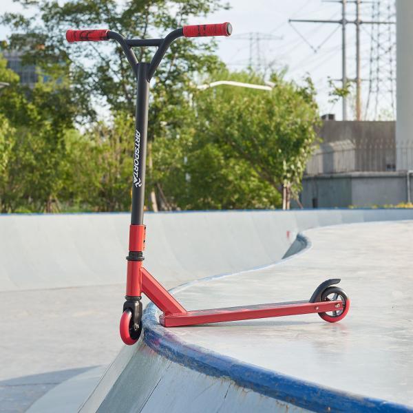 Image du produit Juskys Stunt Scooter avec direction à 360