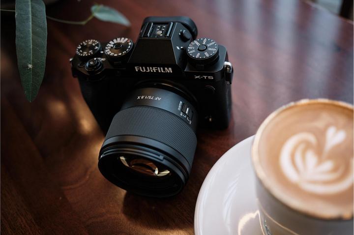 Image du produit Samyang AF 75mm F1,8 Fuji X (Fujifilm X, APS-C / DX)
