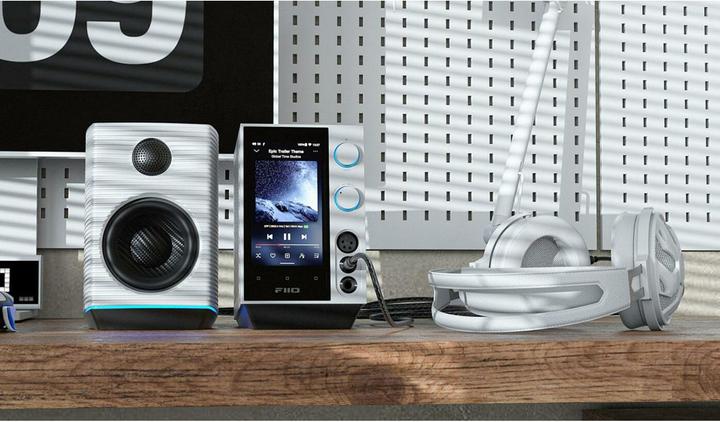 Image du produit FiiO R7 (Écran, USB-DAC, WiFi, Bluetooth)