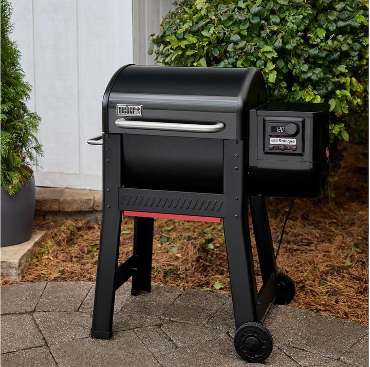 Actual product image Weber SMOQUE wood pellet grill