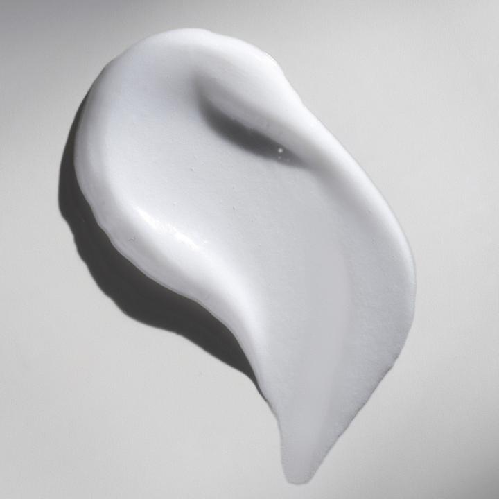 Actual product image Wella Ultimate Repair Mask (500 ml)