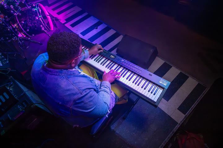 Actual product image Roland RD-88 EX (88 Keys)
