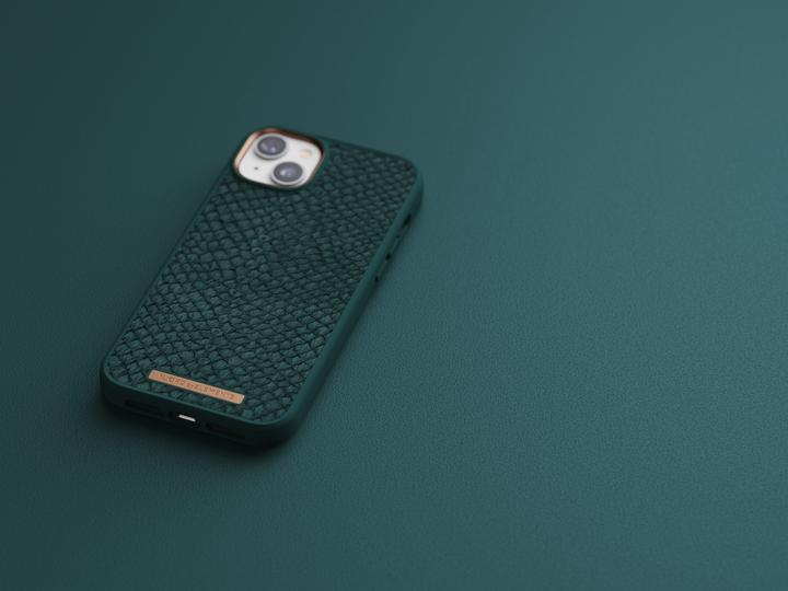Immagine prodotto Njord Custodia rigida Salm.Leather Magsafe verde (Apple iPhone 14 Plus)