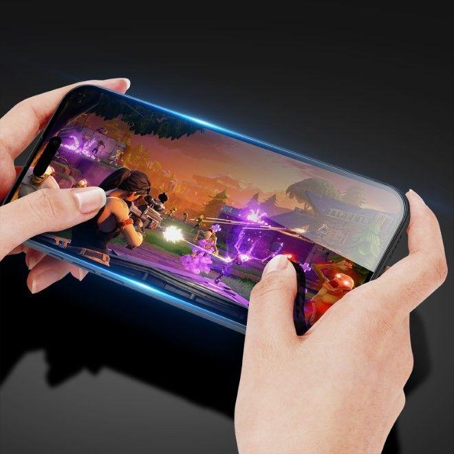 Actual product image Dux Ducis Armoured glass 10D (1 Piece, Apple iPhone 16)