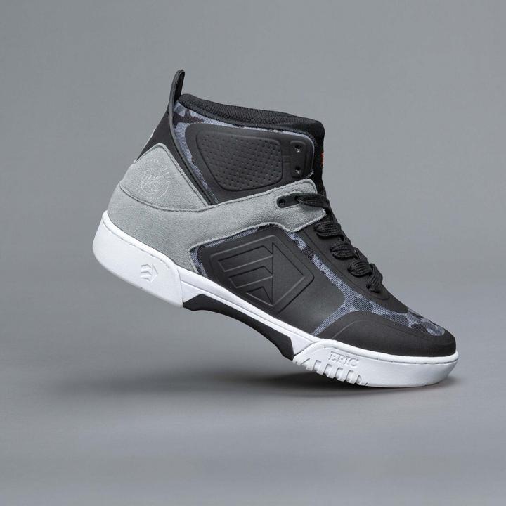 Black/Grey