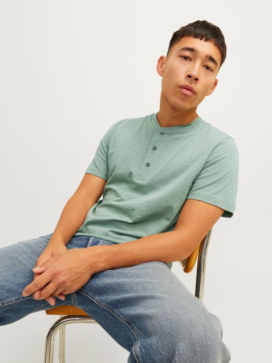 Actual product image Jack & Jones Single-coloured Grandad collar T-shirt T-shirt (S)