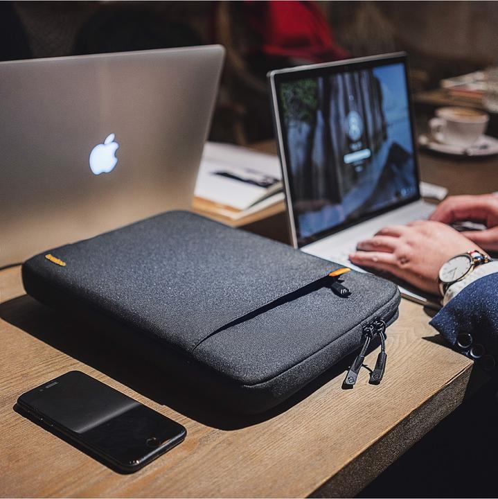 Actual product image tomtoc Versatile A13 (16", Universal, Apple)