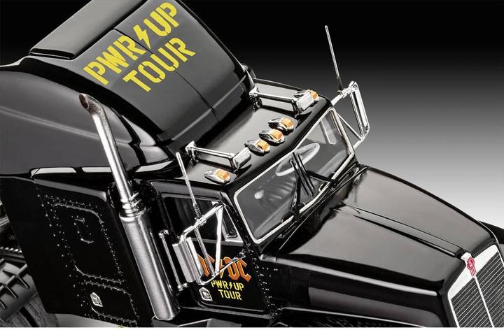 Actual product image Revell Tour Truck Motörhead & Trailer