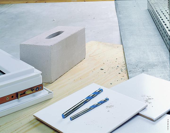 Produktbild Bosch Zubehör Hartmetall Mehrzweckbohrer 5 m (4.5 mm)