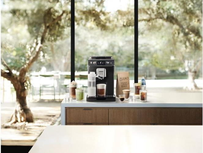 Actual product image De'Longhi Eletta Explore Cold Brew