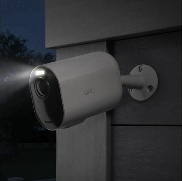 Actual product image Arlo Ultra 2 XL, 2 cameras kit white (3840 x 2160 pixels)