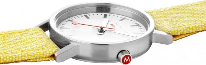 Actual product image Mondaine Classic 30 (Analogue wristwatch, 30 mm)