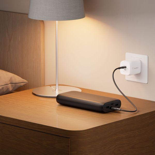 Produktbild Belkin BoostCharge (26000 mAh, 32 W, 96.20 Wh)