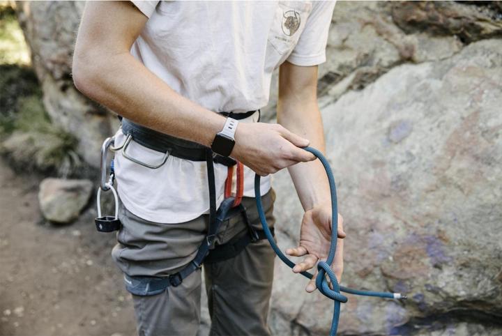 Actual product image Nomad Sport Strap V2 40mm/38mm Lunar Gray (40 mm, Plastic)