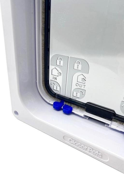Actual product image Cat Mate 4-way locking cat flap, XL, white (Magnetic cat flap)