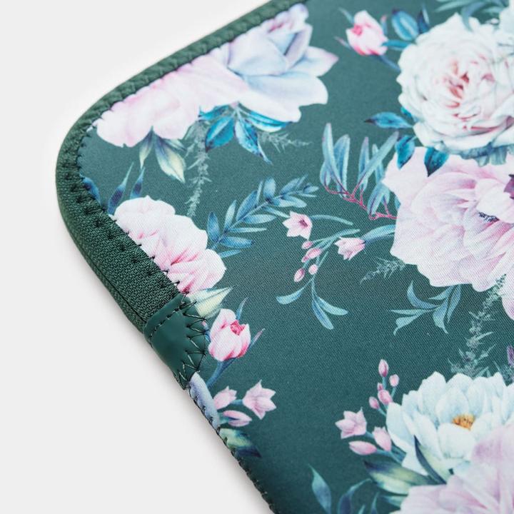 Actual product image Trunk Neoprene Sleeve (13", Apple)
