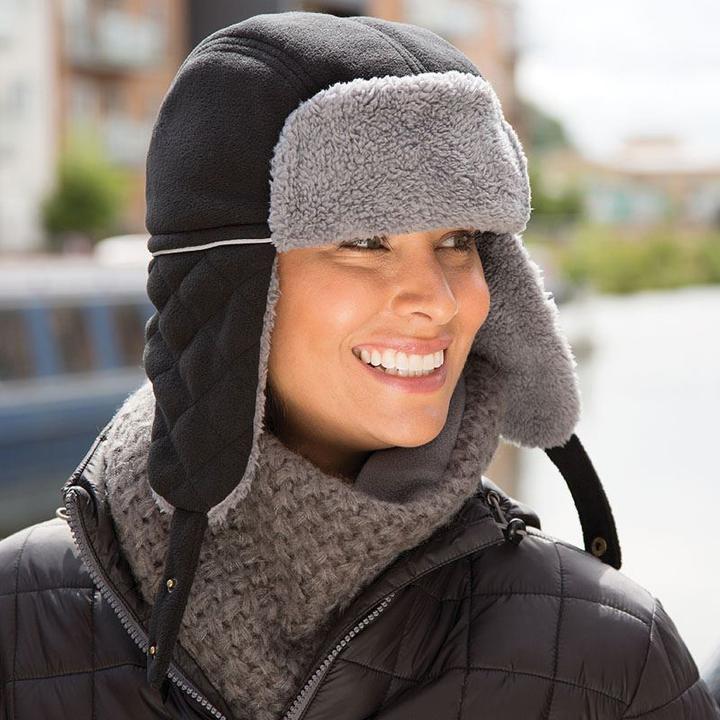 Actual product image Regatta Winter Essentials Ocean Trapper cap (L/XL)