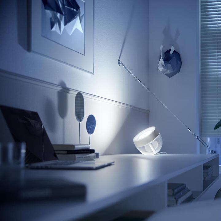 Produktbild Philips Hue Iris (570 lm)