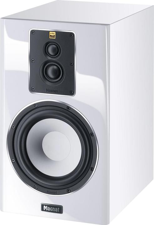 Actual product image Magnat Signature 703 (1 pair, 180 W)