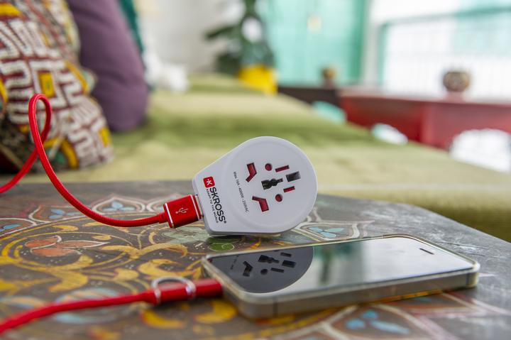 Actual product image Skross 2in1 - Charge'n Sync cable (1 m, USB 2.0)