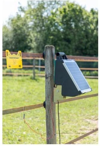 Actual product image AKO Wooden Pole Mount for SunPower S80015003000 (Solar system mounting material)