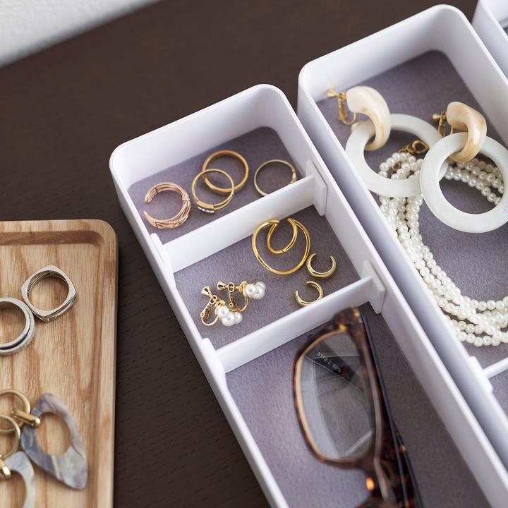 Actual product image Yamazaki Accessory shelf