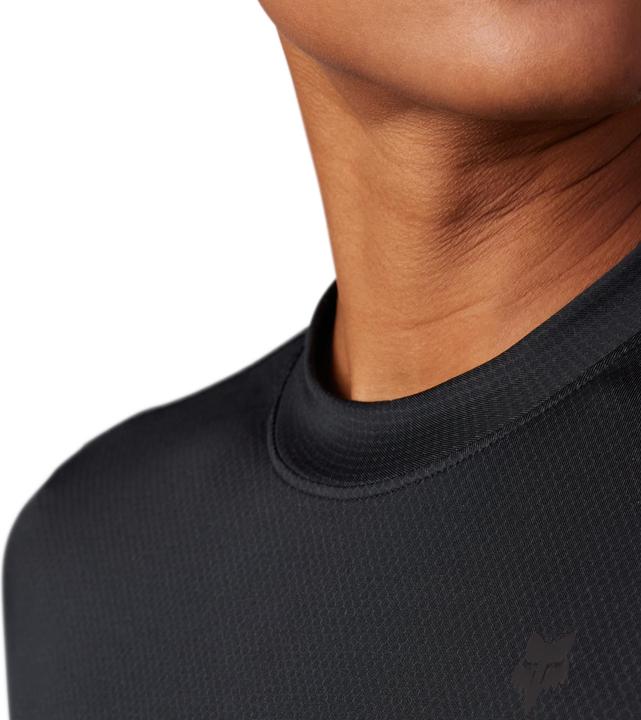 Actual product image Fox Tee 23 W Tecbase Fire Ls Shirt Blk M (M)