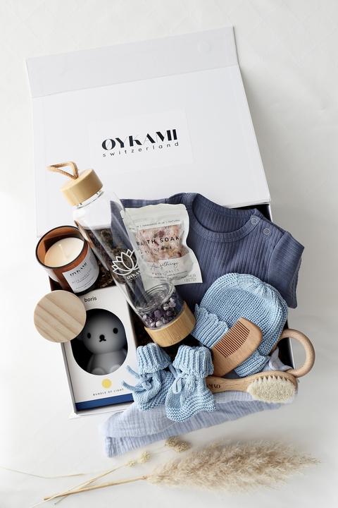 Produktbild Oykami Mama & Baby Geschenkbox Blau "Lugano" Boris - violette Steine