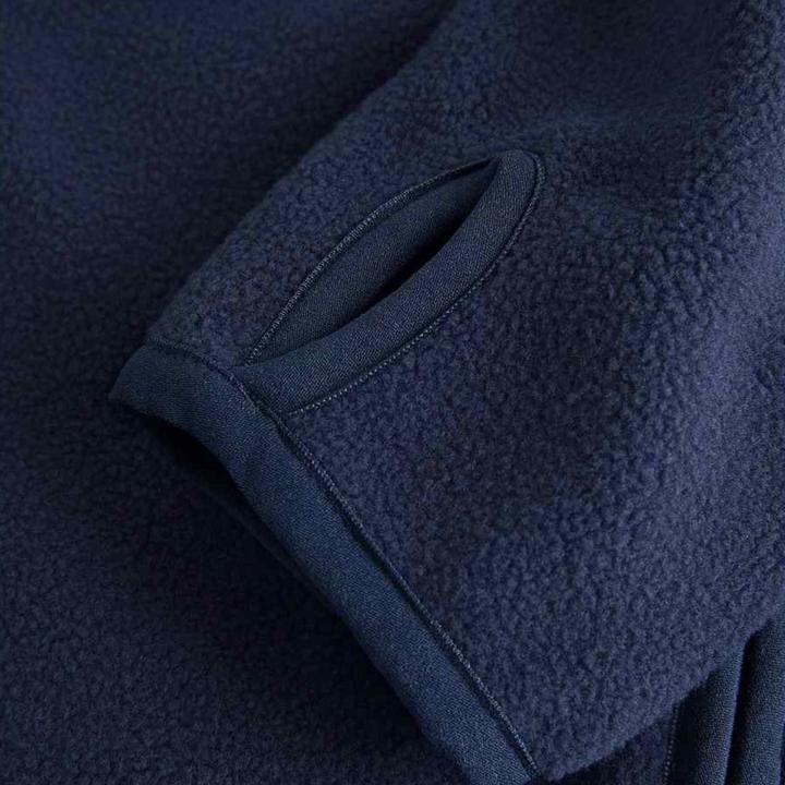 Actual product image Peak Performance Pile (L)