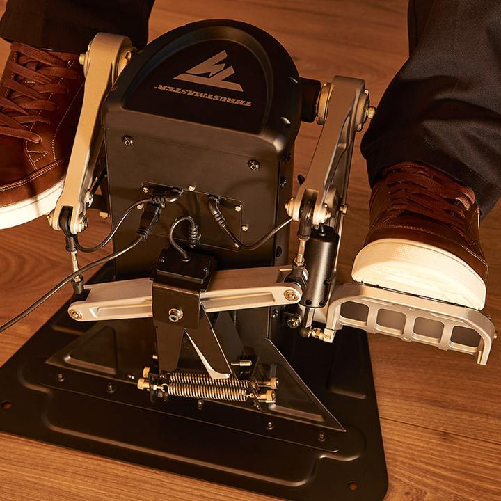 Actual product image Thrustmaster TPR Pendular Rudder (PC)