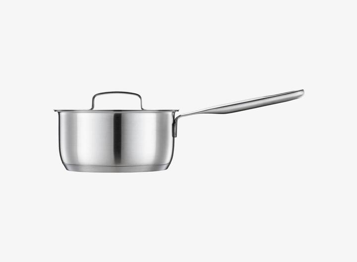 Actual product image Fiskars All Steel Saucepan with Lid, 1.5l (16 cm, Saucepan, Stainless steel)