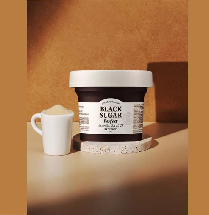 Produktbild Skinfood Black Sugar Perfect Essential Scrub 2X 20g